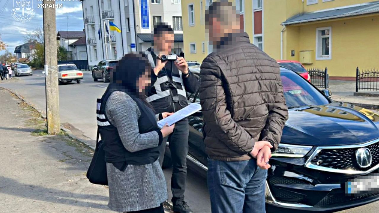 Фото до новини