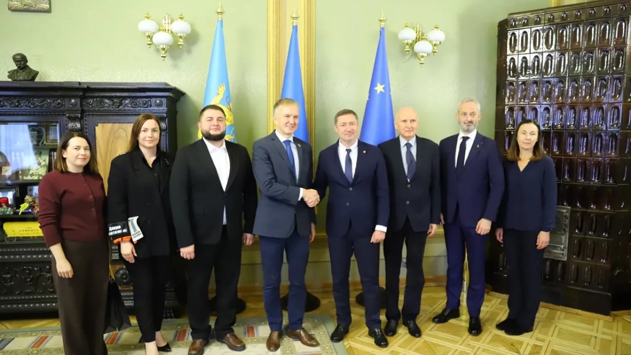 Фото до новини