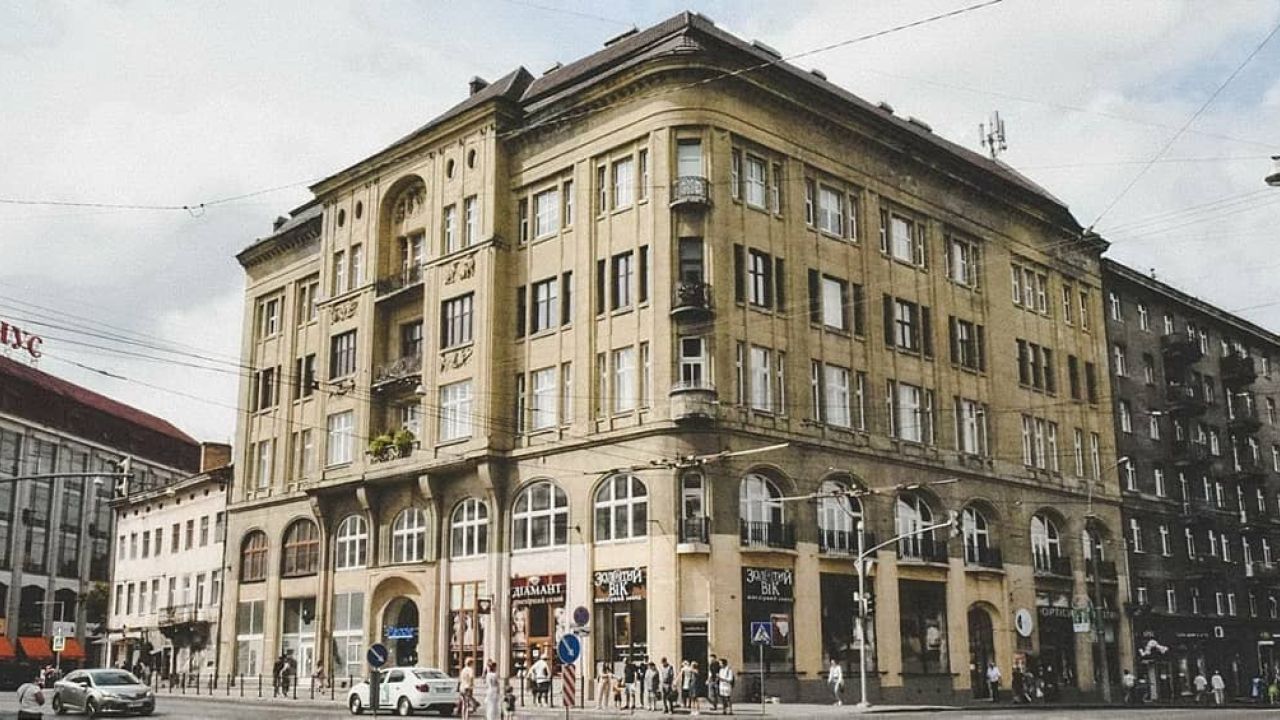 Фото до новини