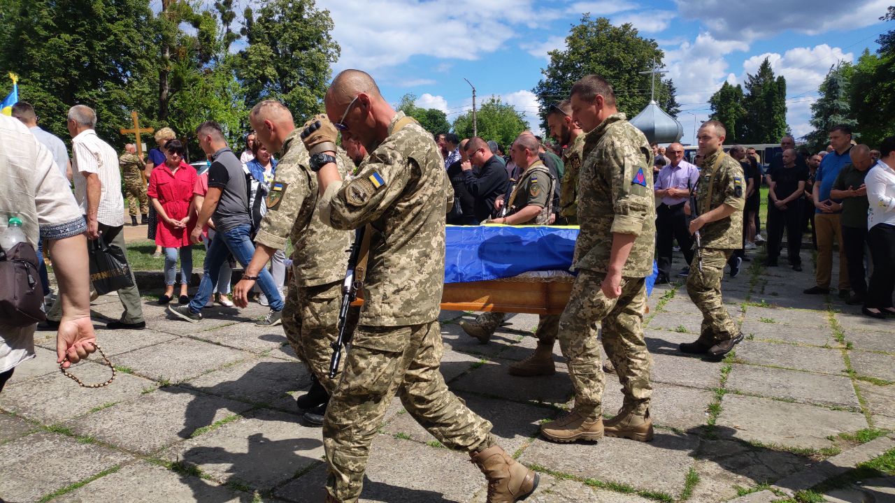 Фото до новини