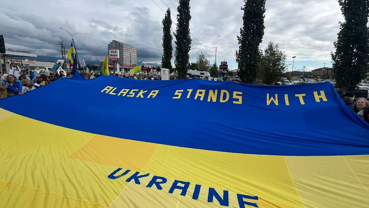 Фото до новини