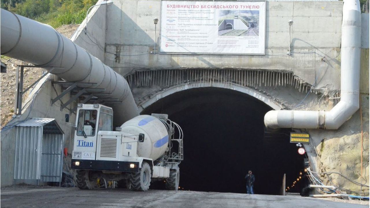 Фото до новини