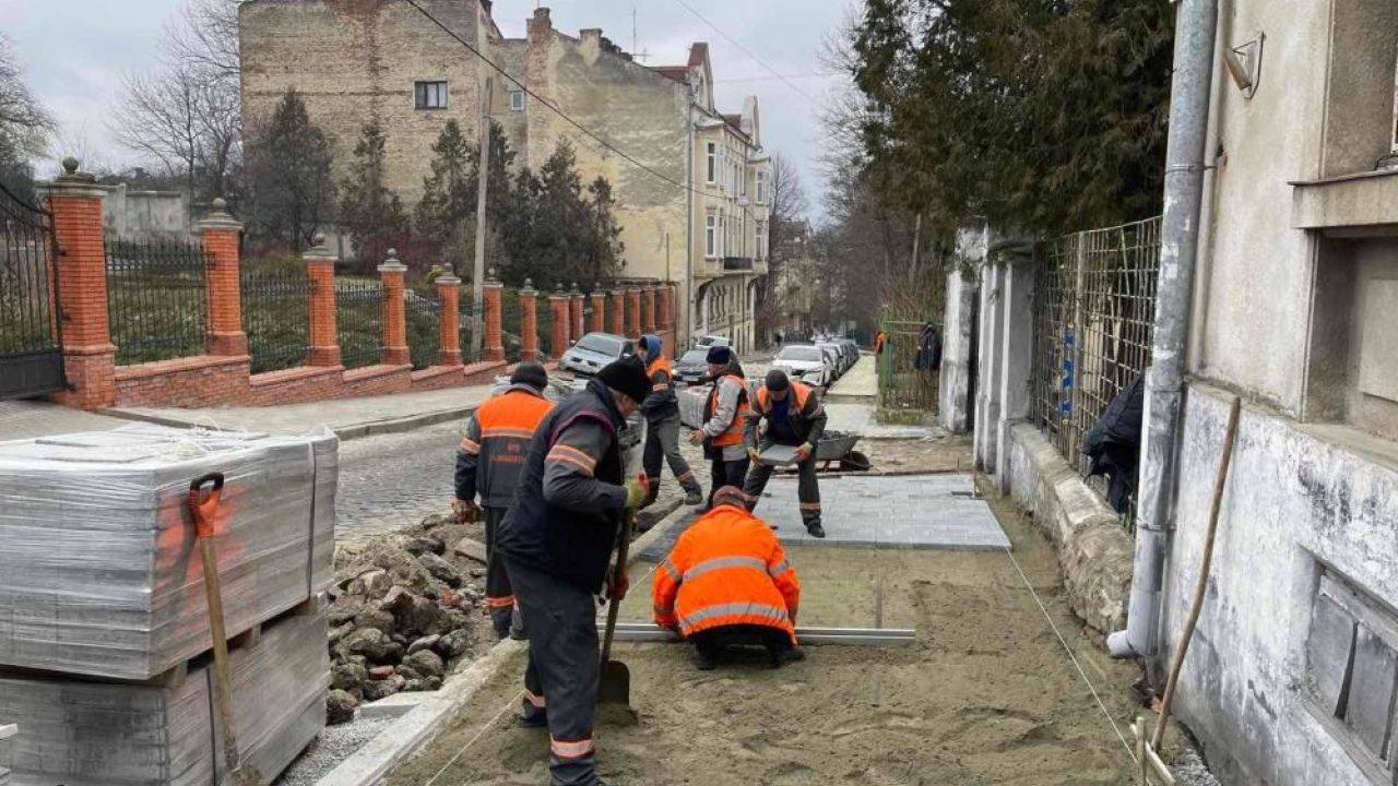 Фото до новини