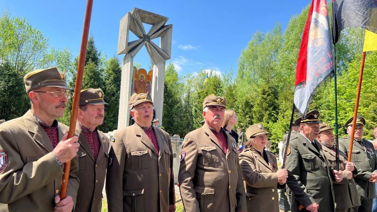 Фото до новини