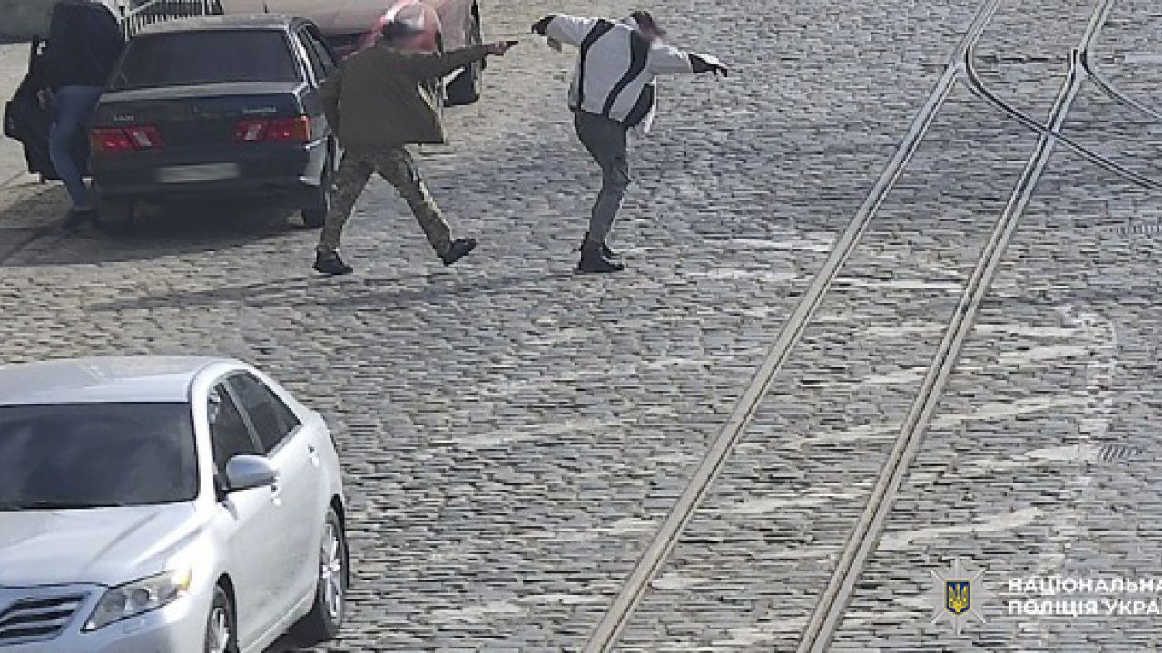 Фото до новини