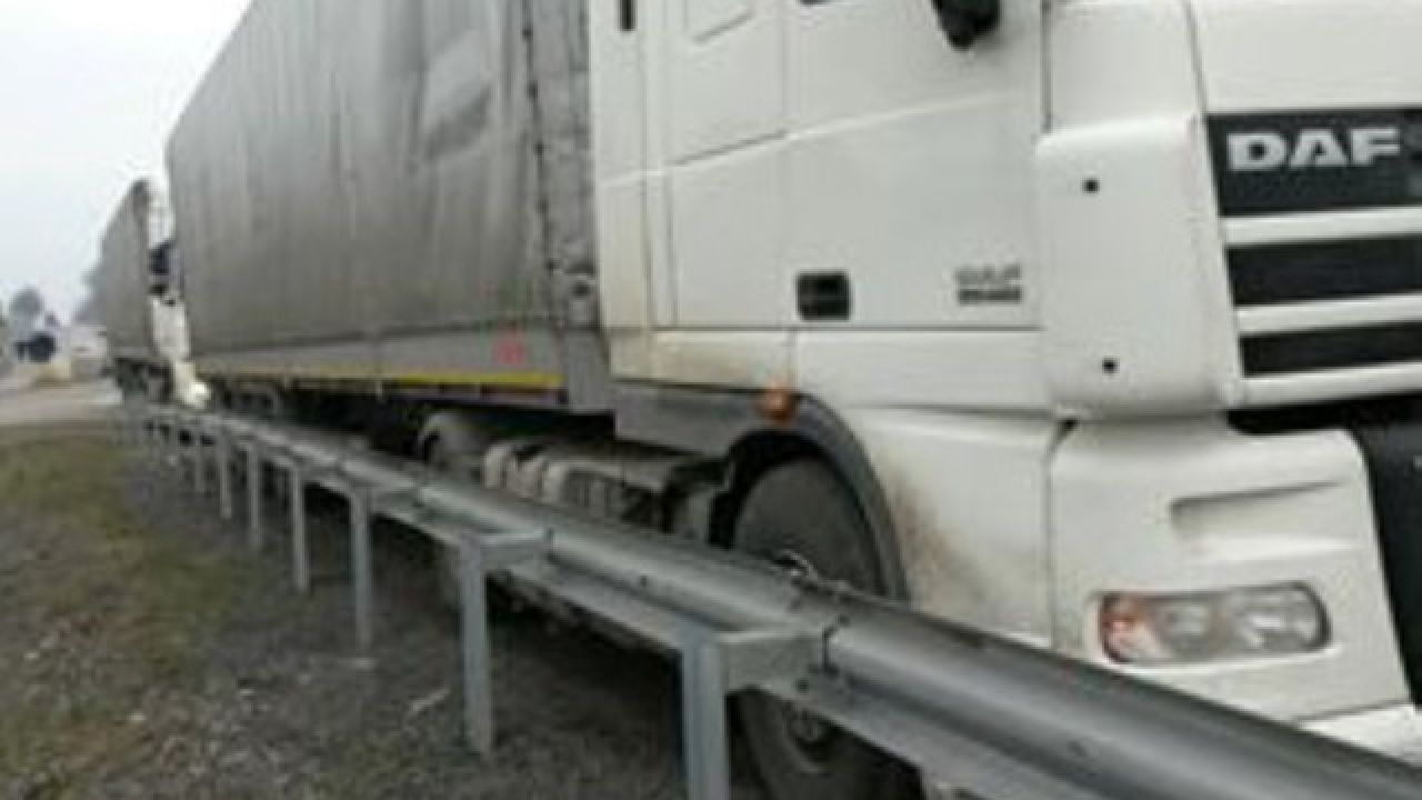 Фото до новини