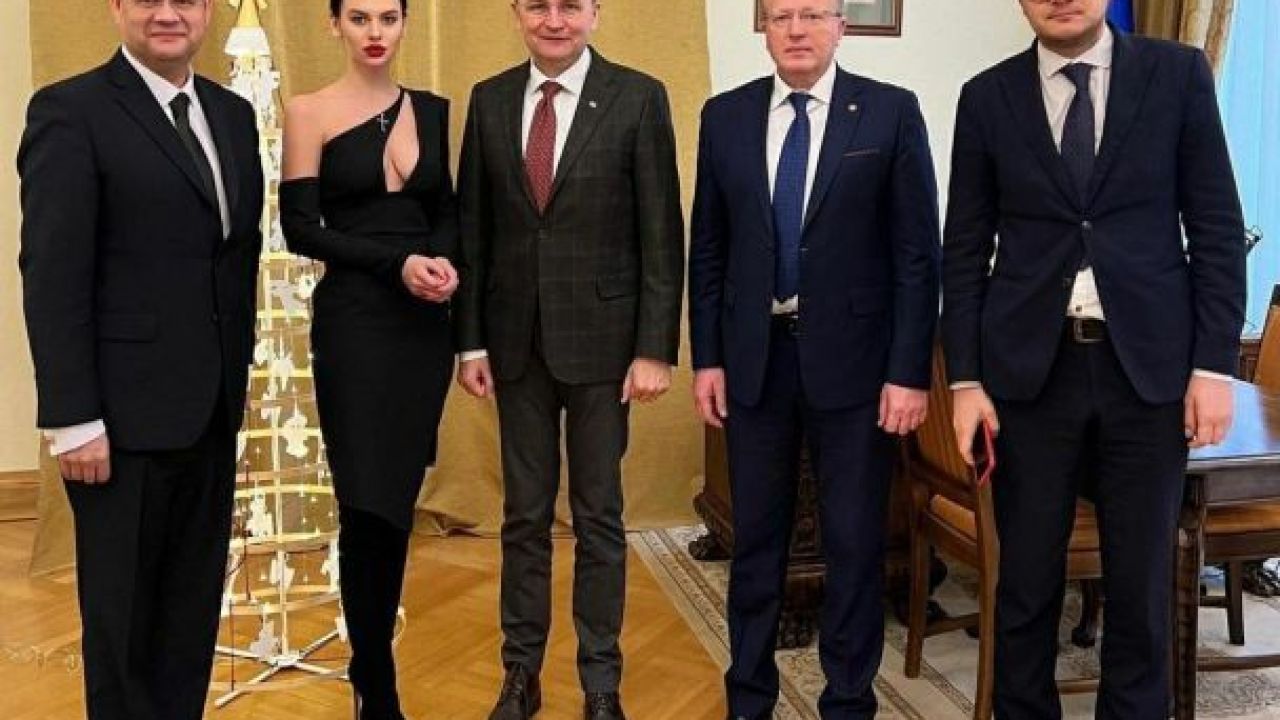 Фото до новини