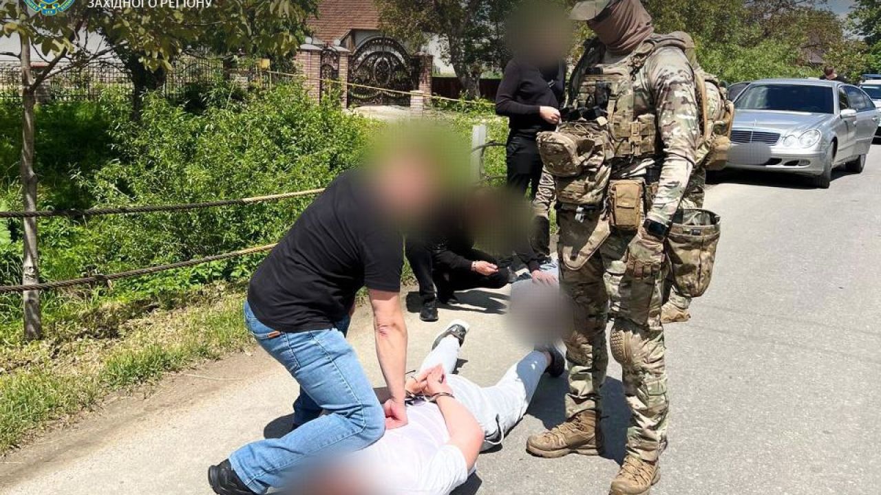 Фото до новини