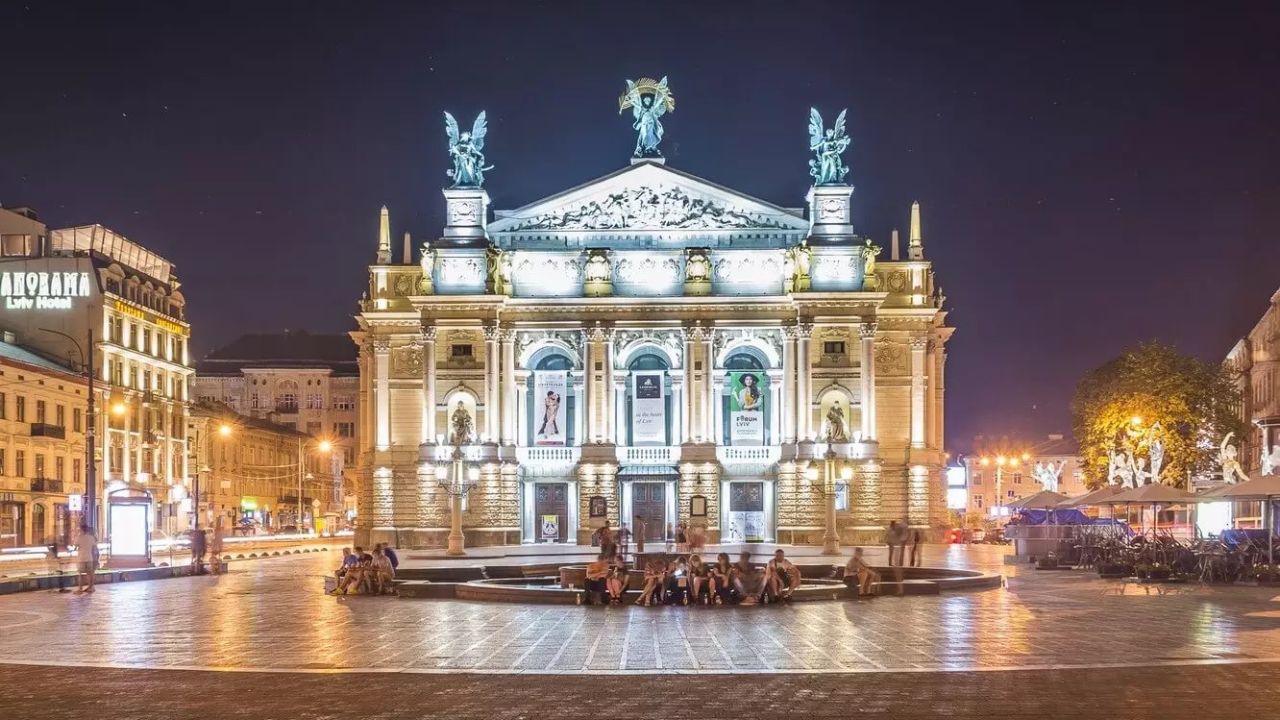 Фото до новини