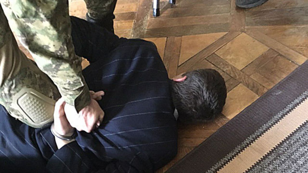 Фото до новини