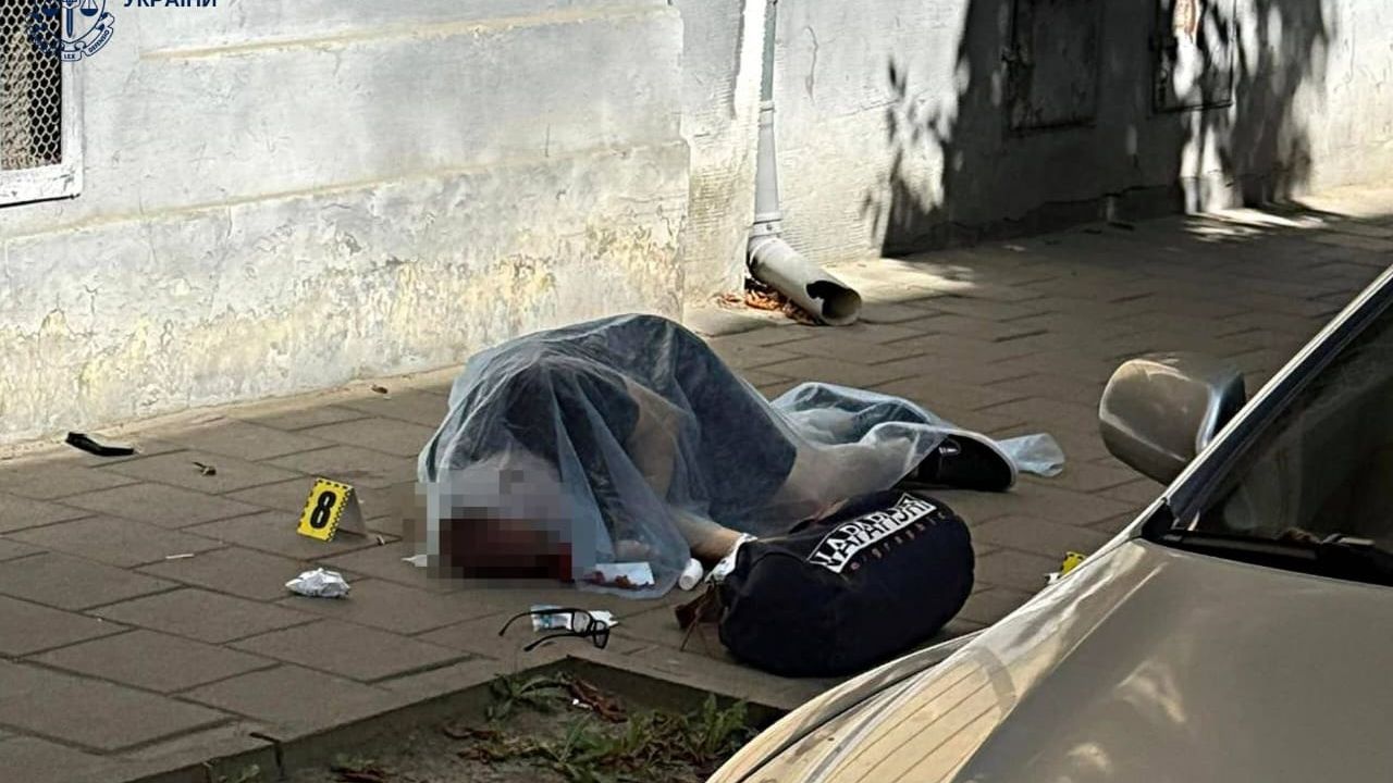 Фото до новини