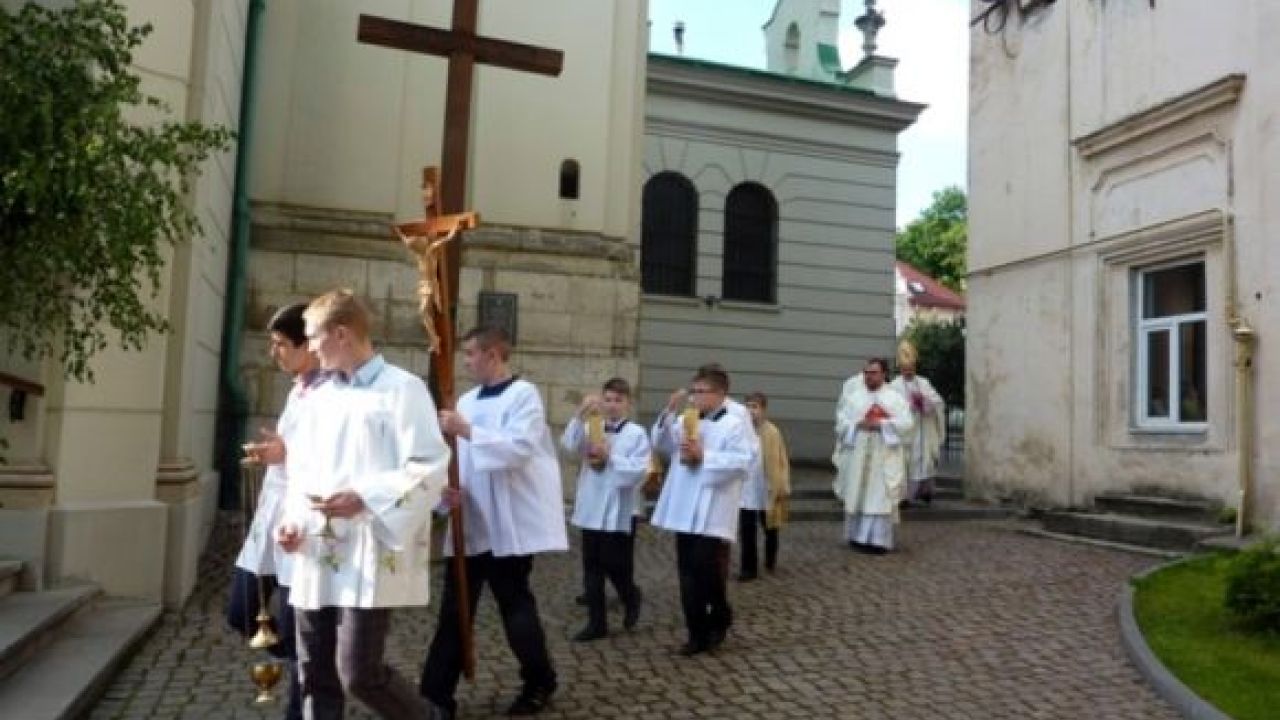 Фото до новини