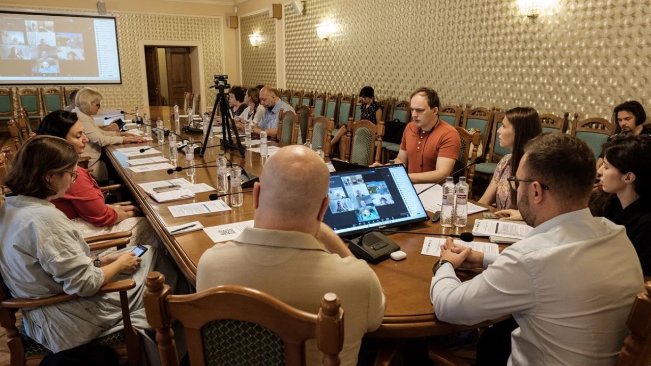 Фото до новини