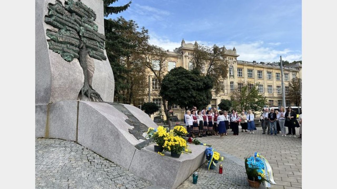 Фото до новини