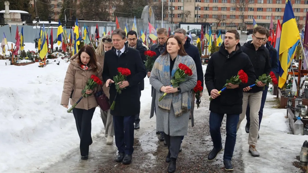 Фото до новини