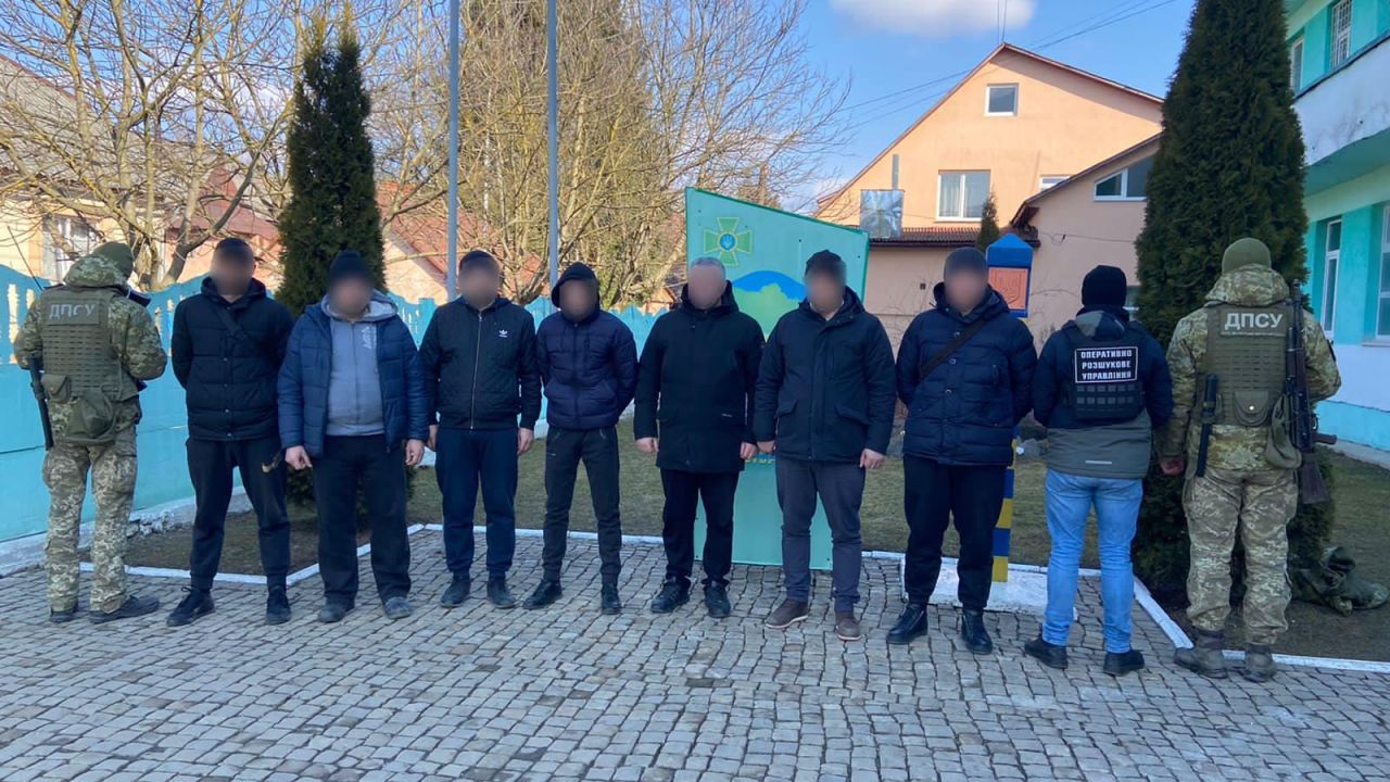 Фото до новини