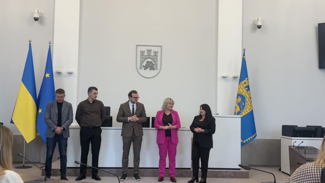 Фото до новини