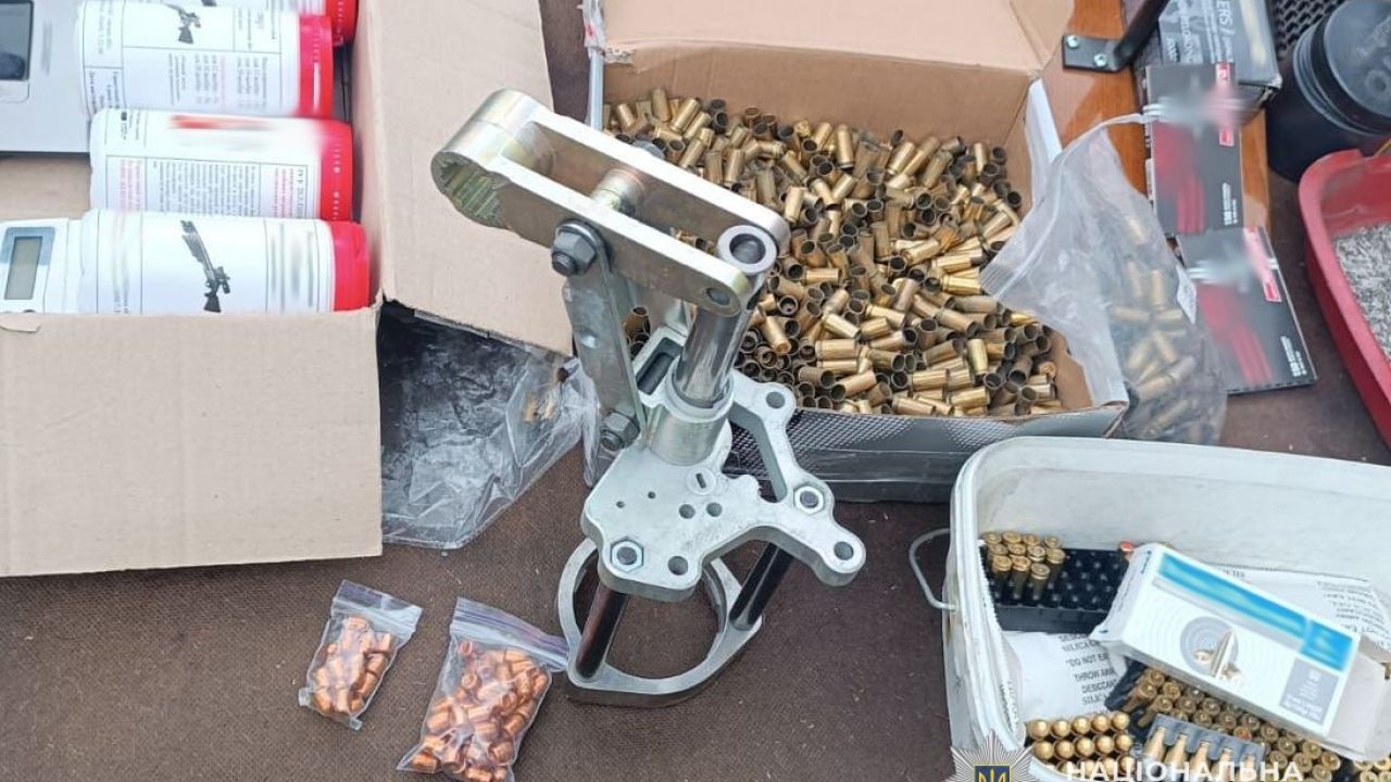 Фото до новини