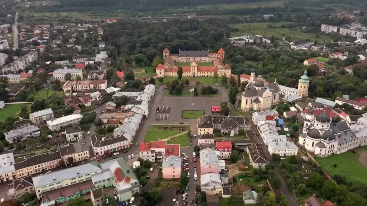 Фото до новини