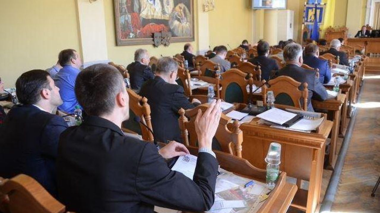 Фото до новини