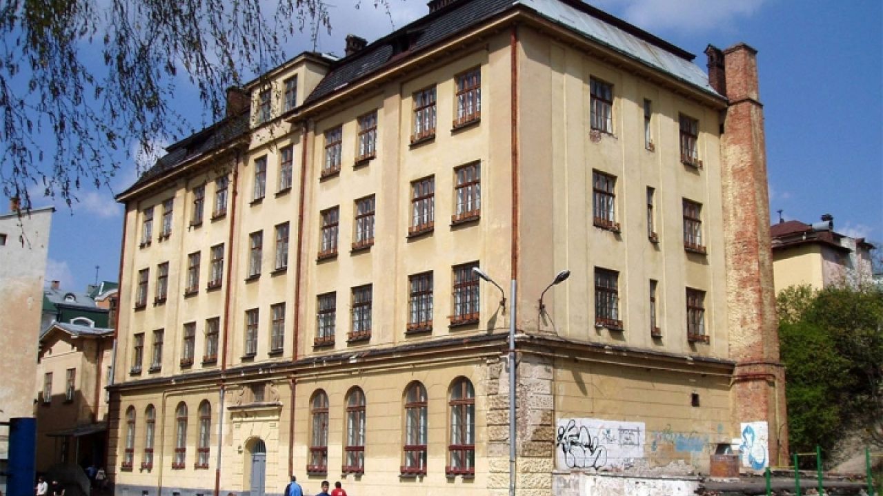 Фото до новини