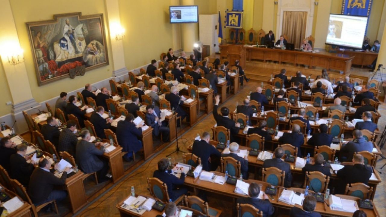 Фото до новини