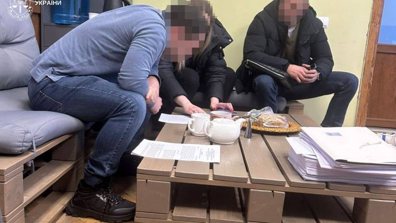 Фото до новини