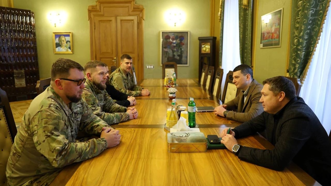 Фото до новини