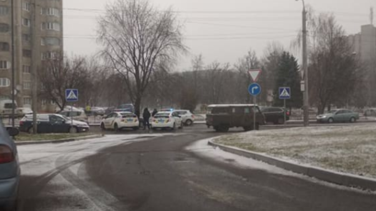 Фото до новини