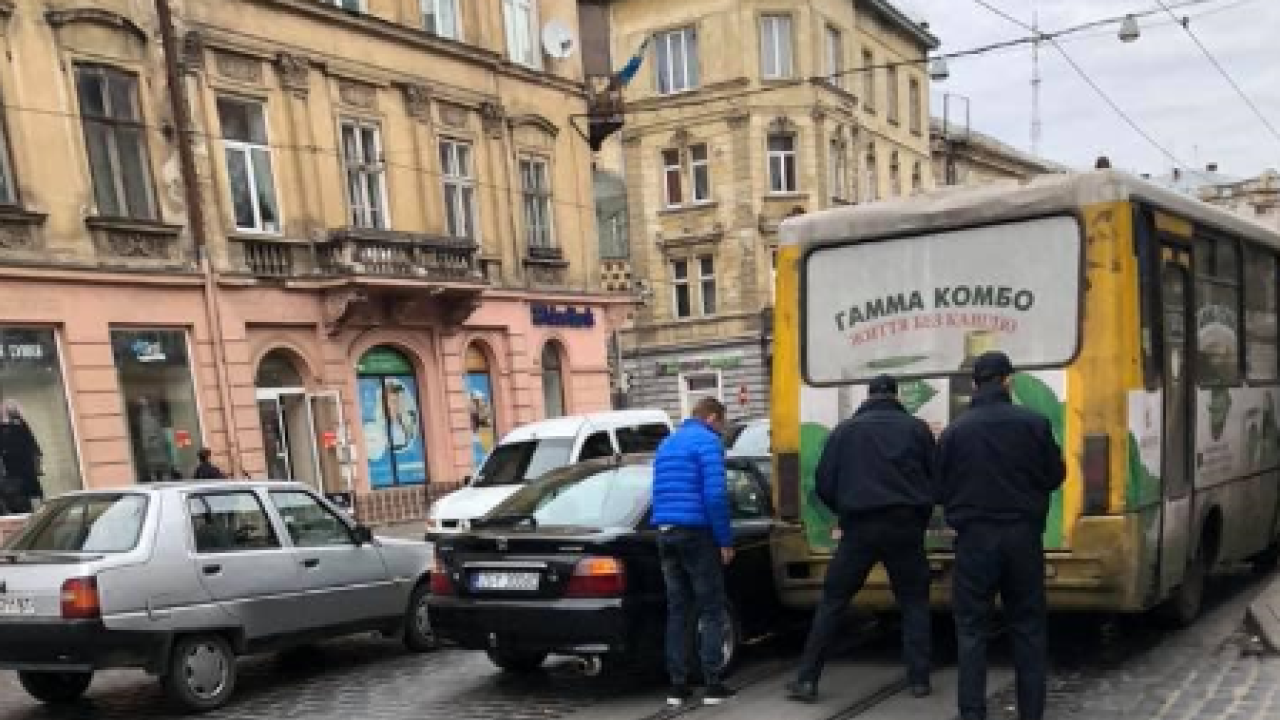 Фото до новини