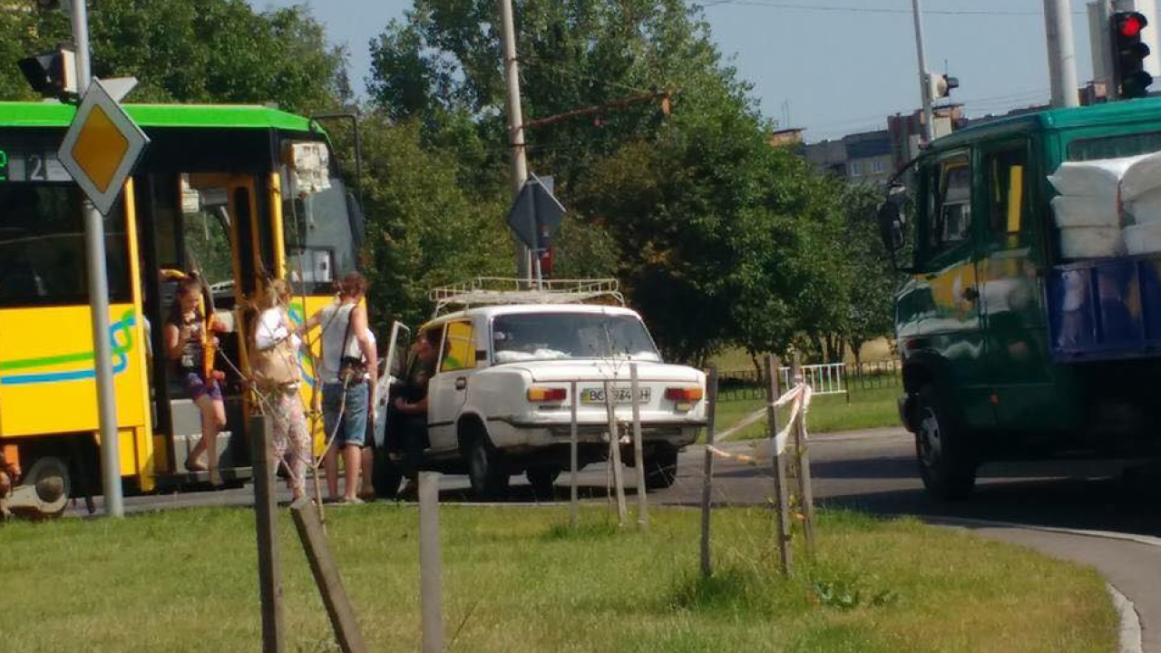 Фото до новини