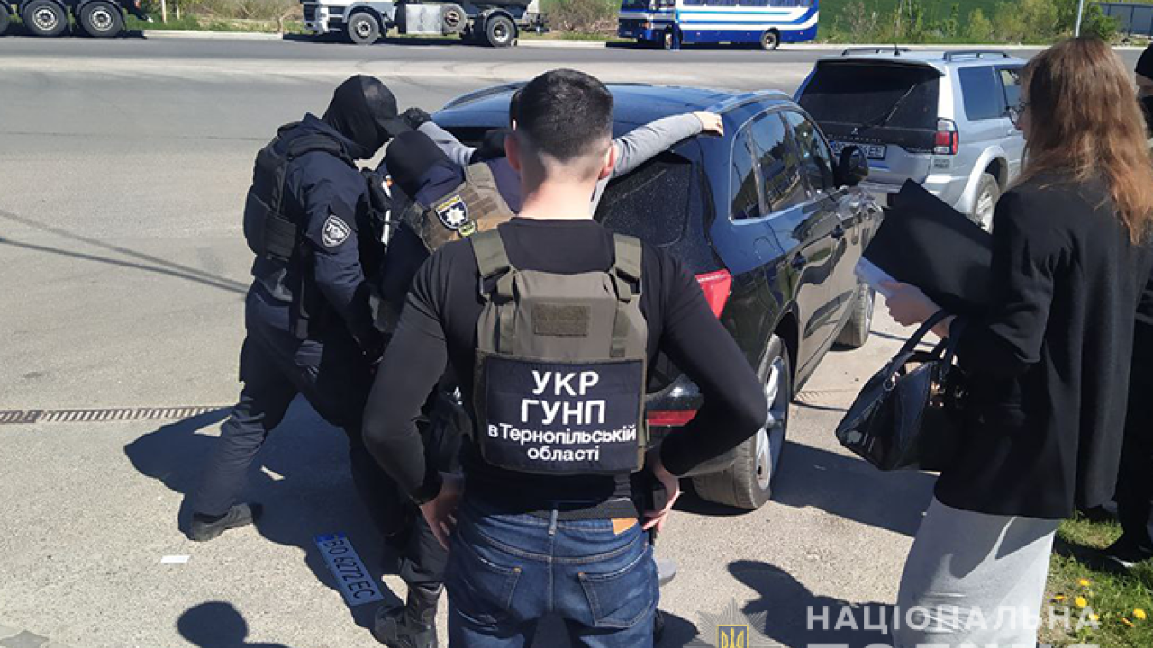 Фото до новини