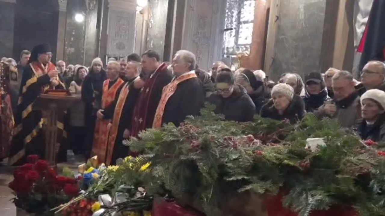 Фото до новини