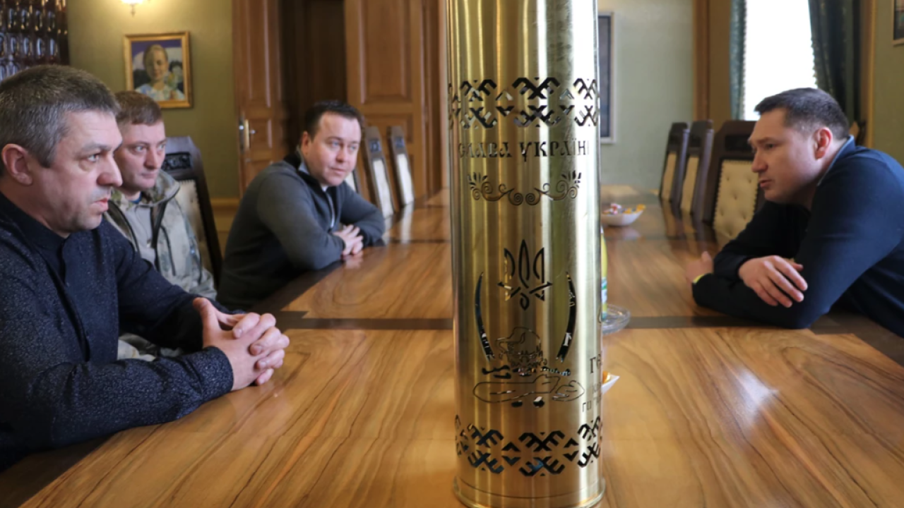 Фото до новини