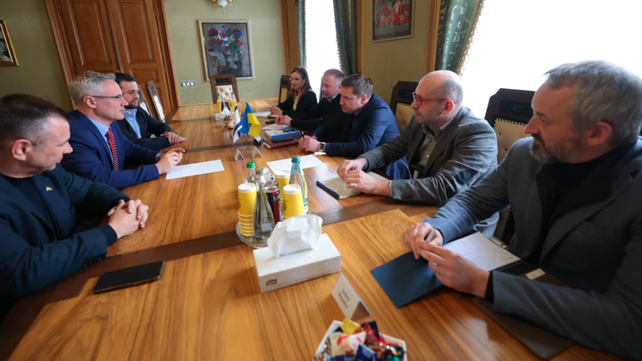 Фото до новини