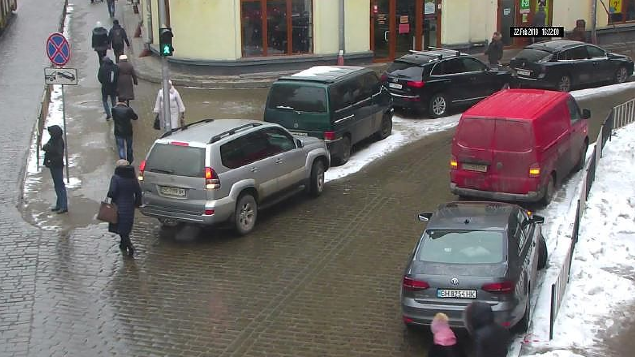 Фото до новини