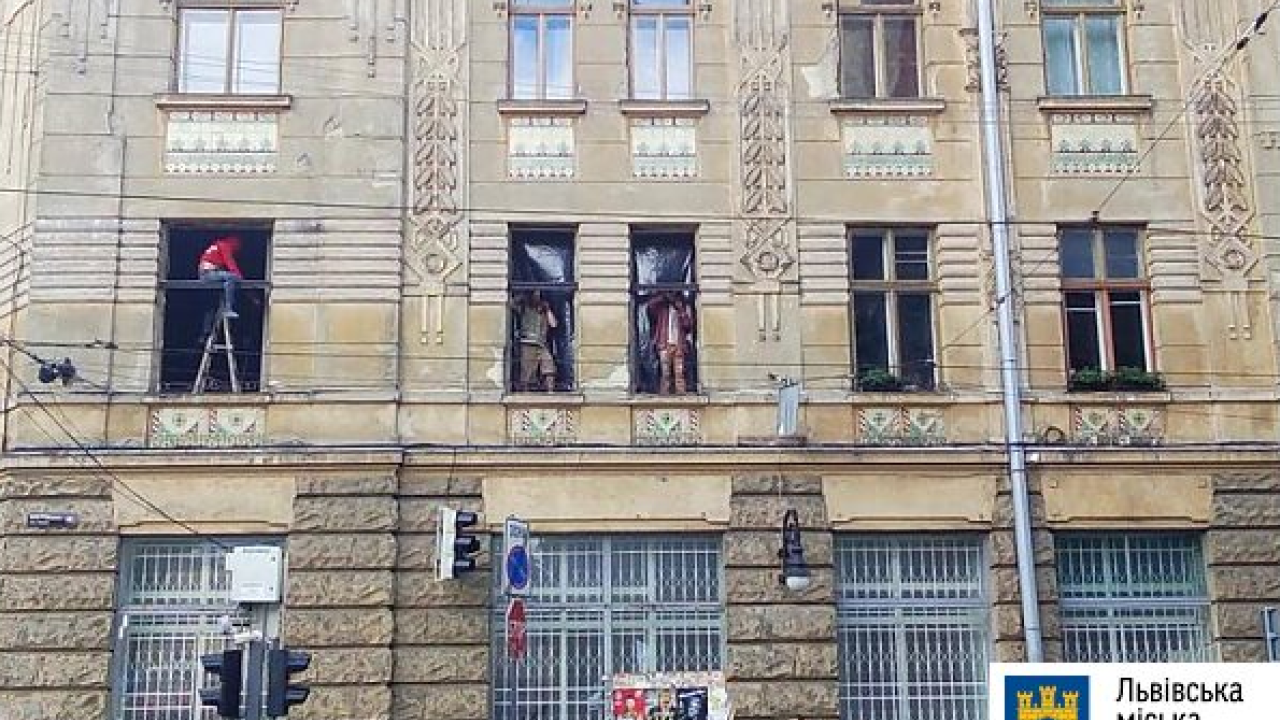 Фото до новини