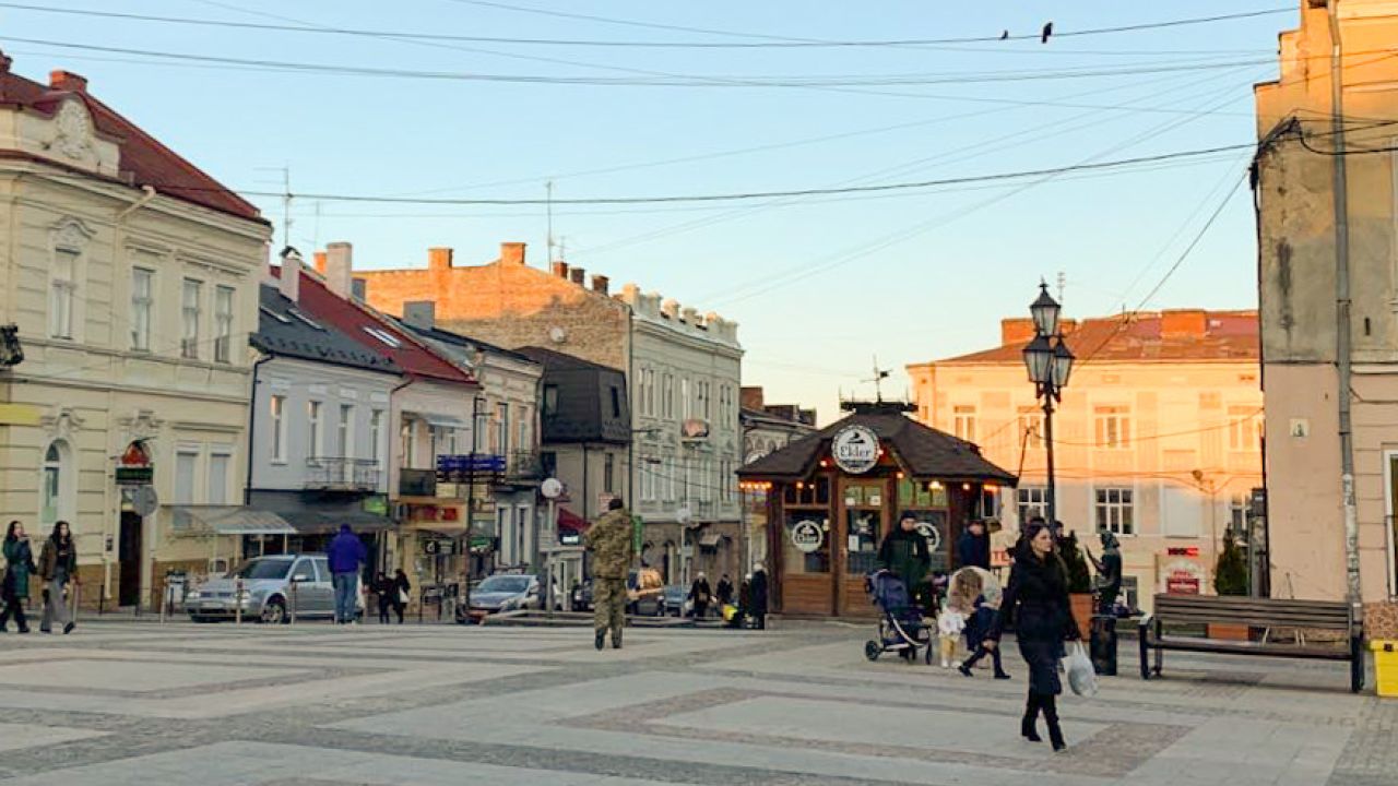 Фото до новини