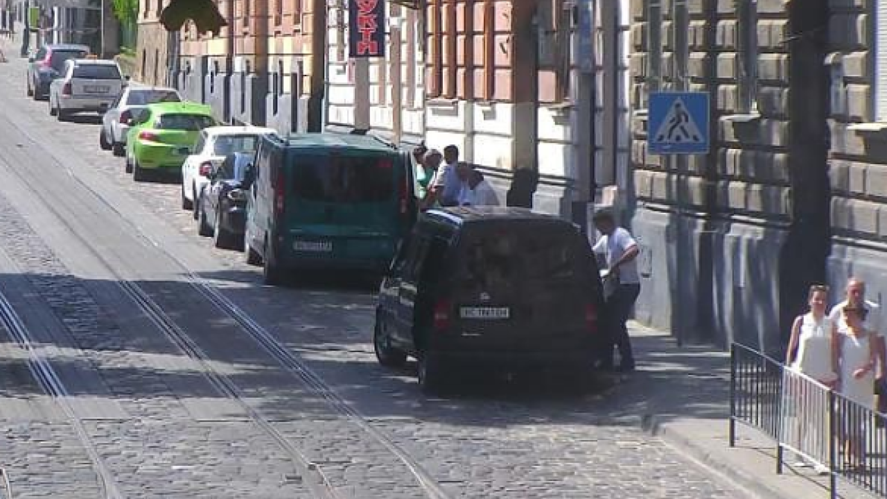 Фото до новини